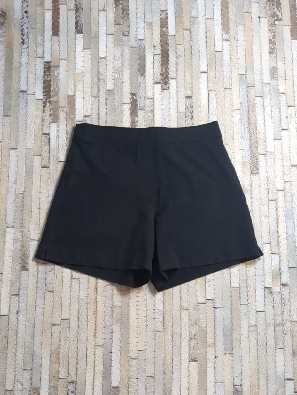 Spanx Women's M On The Go Polished Black Cotton Shorts